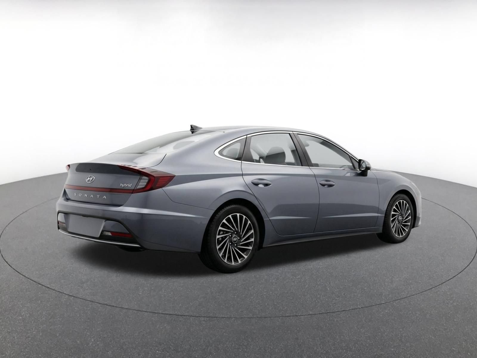 Used 2025 Hyundai Sonata SEL FWD image 9
