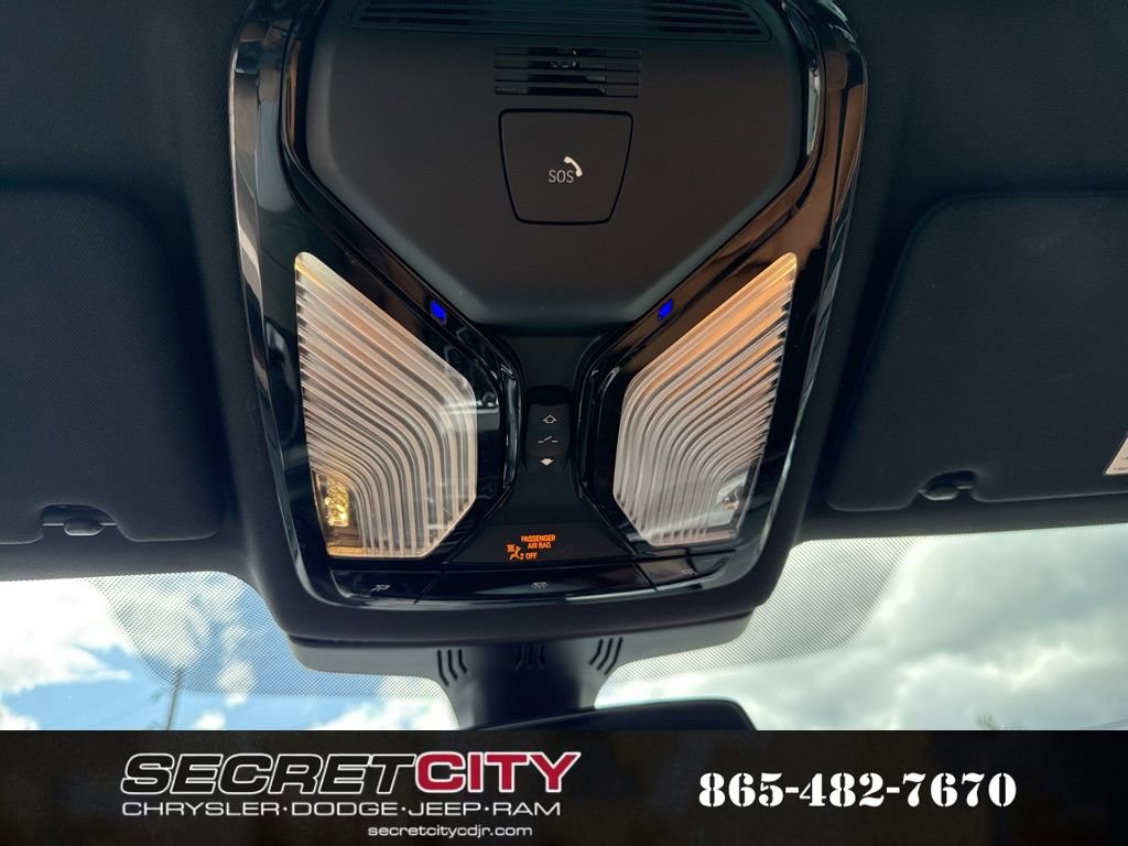 Used 2022 BMW 530i xDrive w/ Convenience Package image 38