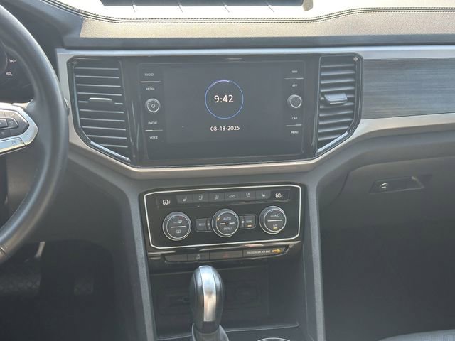 Used 2021 Volkswagen Atlas SEL Premium image 28