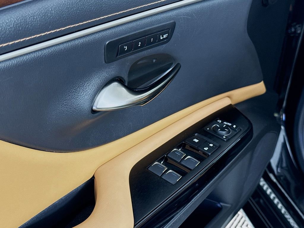 Certified 2023 Lexus ES 350 w/ Premium Package FWD image 18