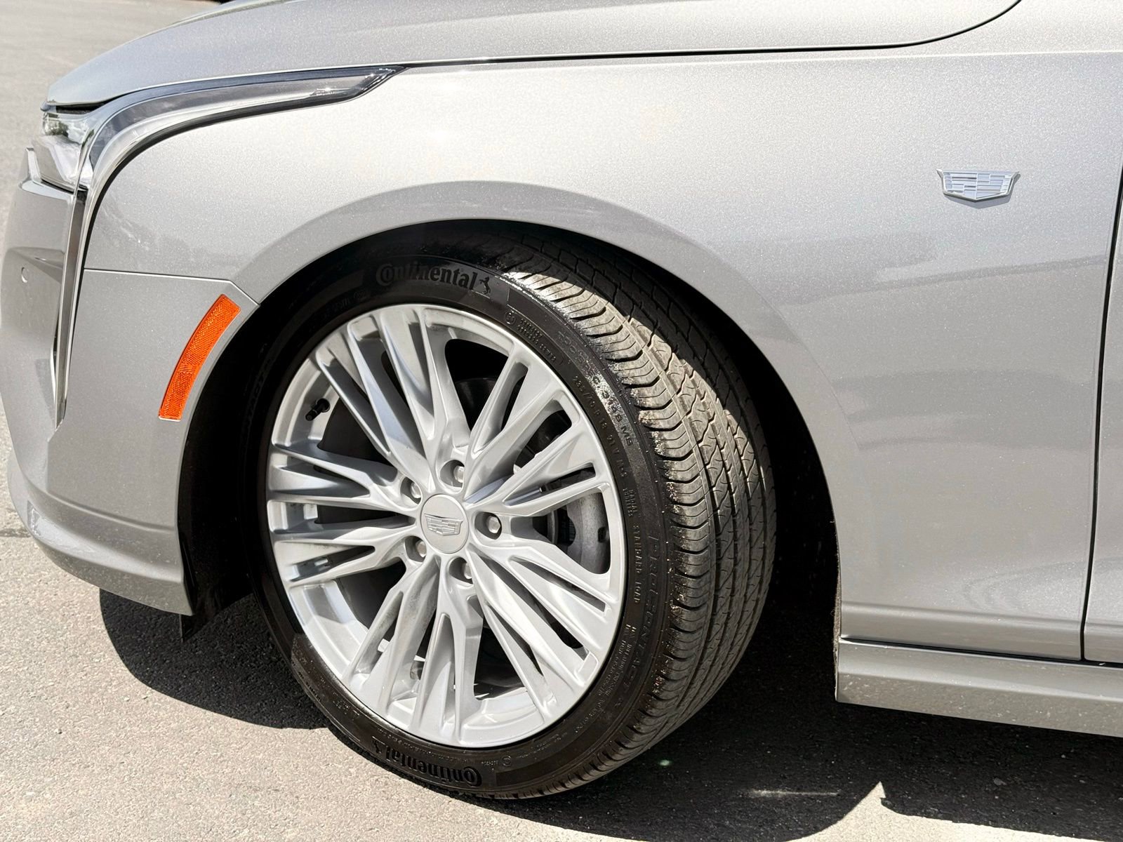 Used 2026 Cadillac CT4 Premium Luxury RWD image 3
