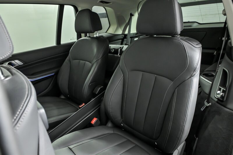 Used 2019 BMW X7 xDrive40i w/ Premium Package AWD/4WD image 21