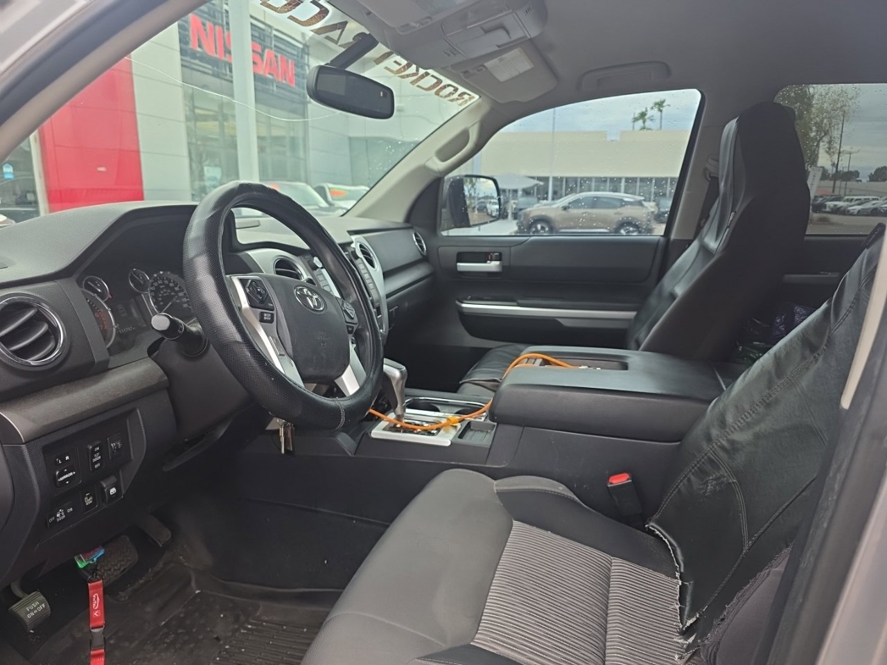 Used 2017 Toyota Tundra SR5 w/ TRD Off Road Package AWD/4WD image 5