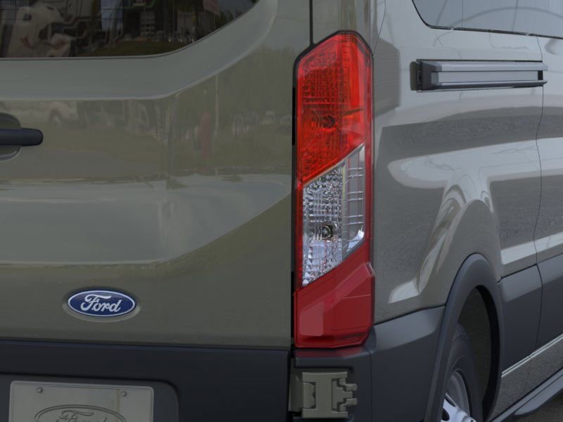 New 2026 Ford Transit 250 148 Medium Roof Extended AWD image 21
