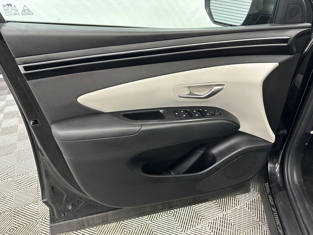 Used 2023 Hyundai Tucson SEL w/ Convenience Package AWD/4WD image 11