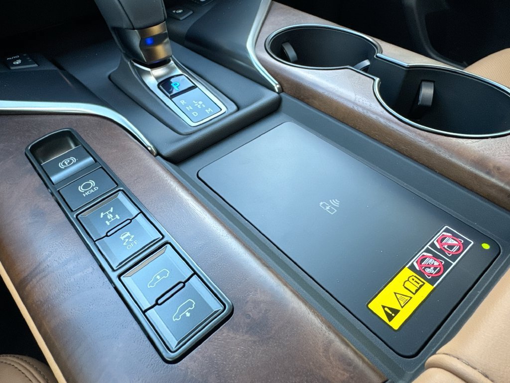 New 2026 Lexus LX 700h Luxury AWD/4WD image 30