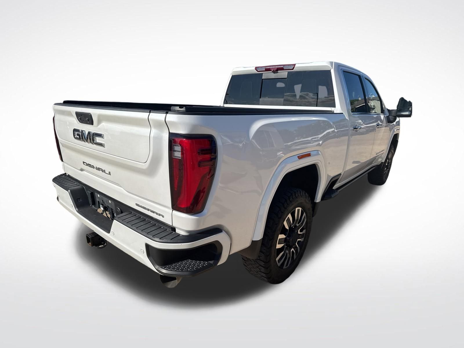 Used 2024 GMC Sierra 2500 Denali Ultimate w/ Max Trailering Package AWD/4WD image 8