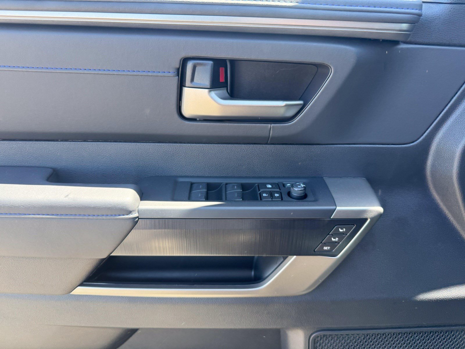 New 2026 Toyota Sequoia Platinum AWD/4WD image 18