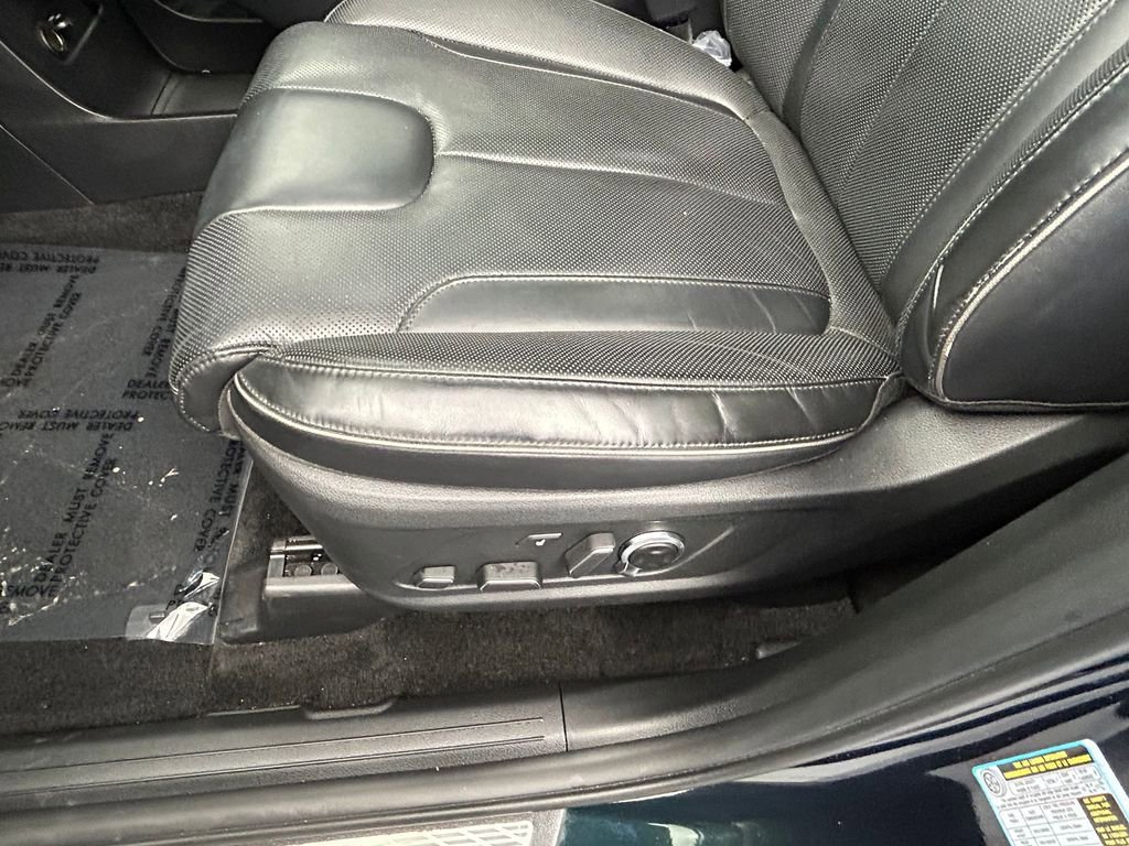 Used 2024 Hyundai Palisade Calligraphy image 11
