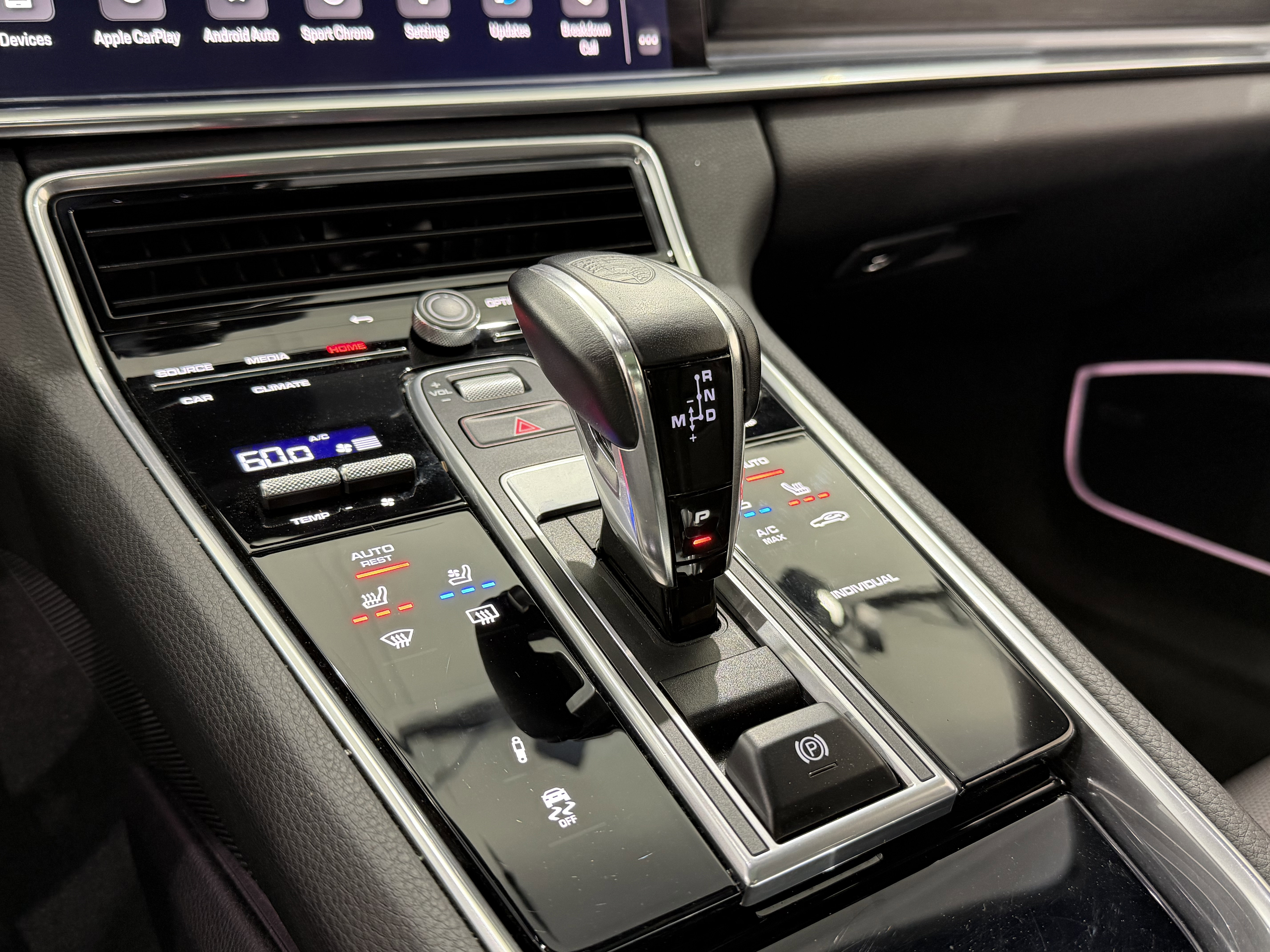 Certified 2023 Porsche Panamera 4 Platinum Edition w/ Assistance Package AWD/4WD image 36