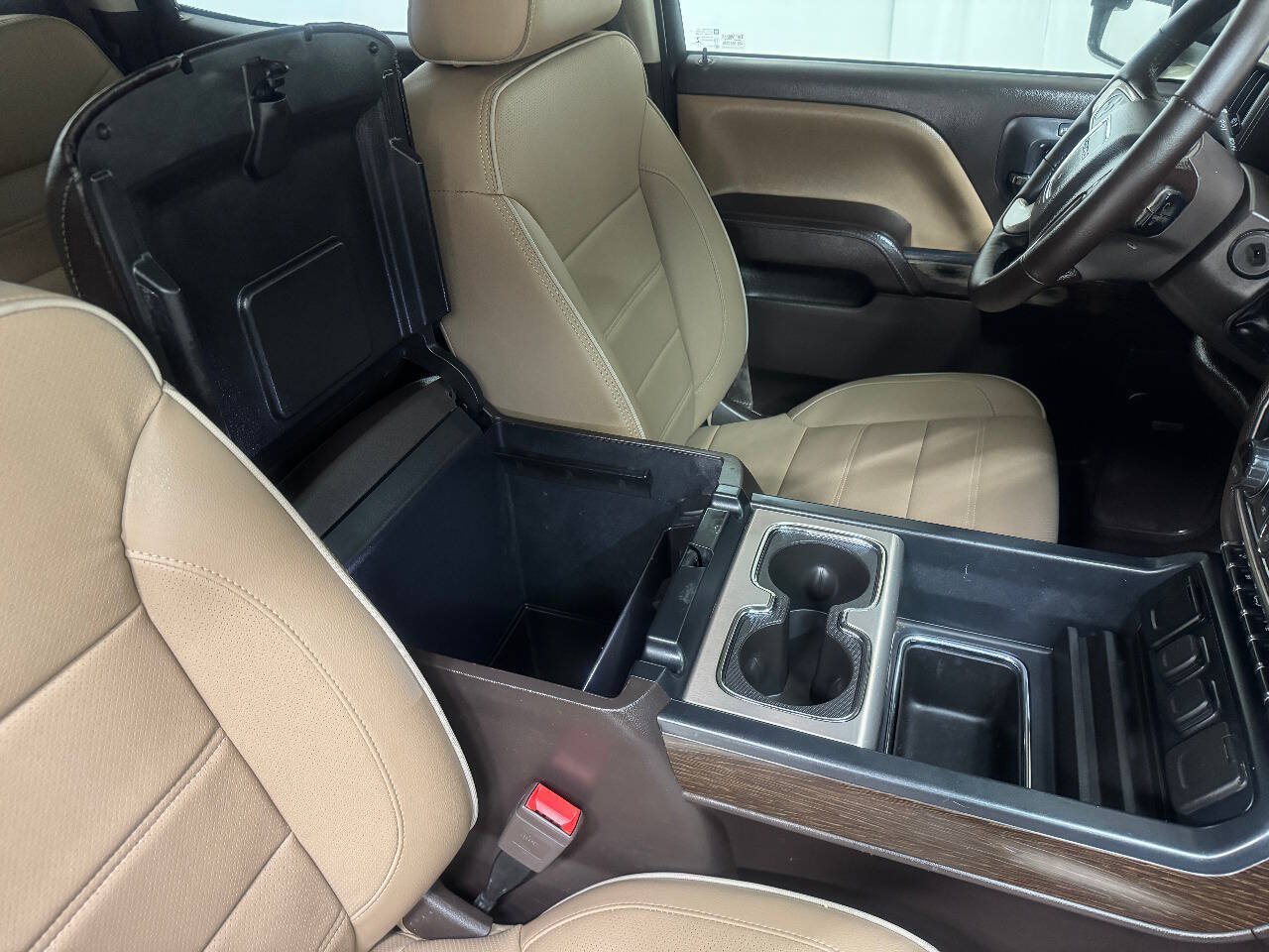 Used 2018 GMC Sierra 3500 Denali w/ Duramax Plus Package AWD/4WD image 32
