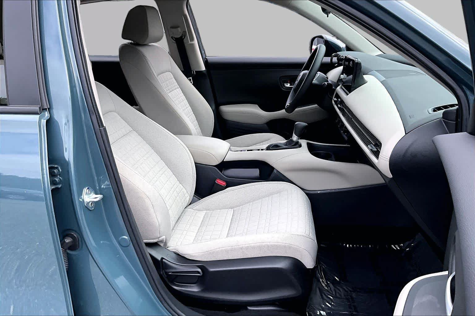 Used 2026 Honda HR-V LX image 9