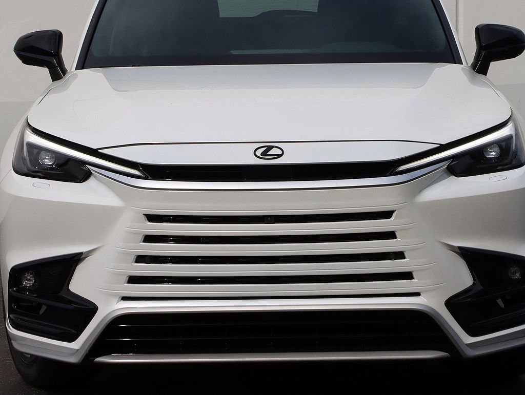 New 2026 Lexus TX 500h AWD image 6