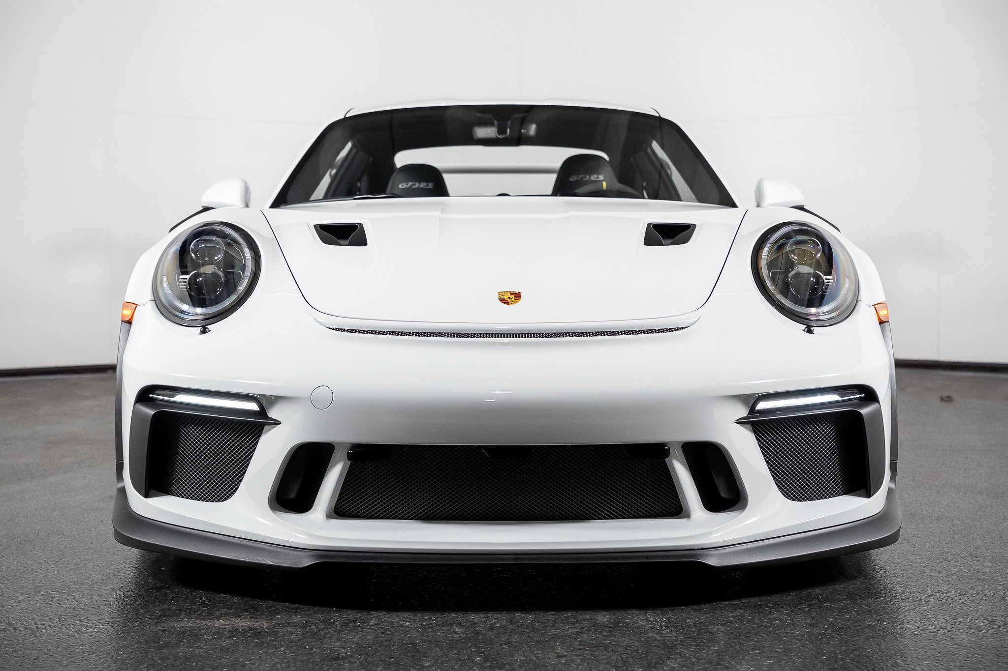 Used 2019 Porsche 911 GT3 RS RWD image 8