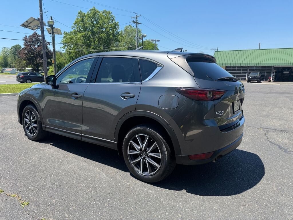 Used 2017 MAZDA CX-5 Grand Touring w/ Premium Package AWD/4WD image 4