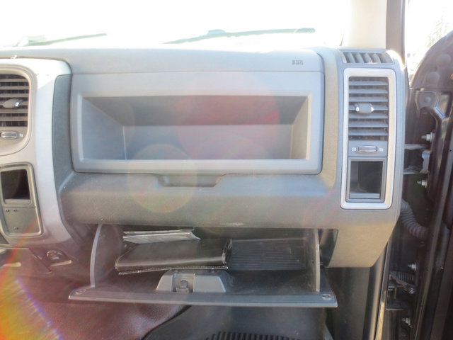 Used 2015 RAM 3500 Tradesman w/ Chrome Appearance Group image 10