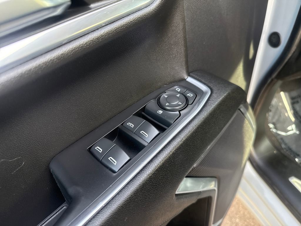 Used 2024 Chevrolet Silverado 1500 LT image 11