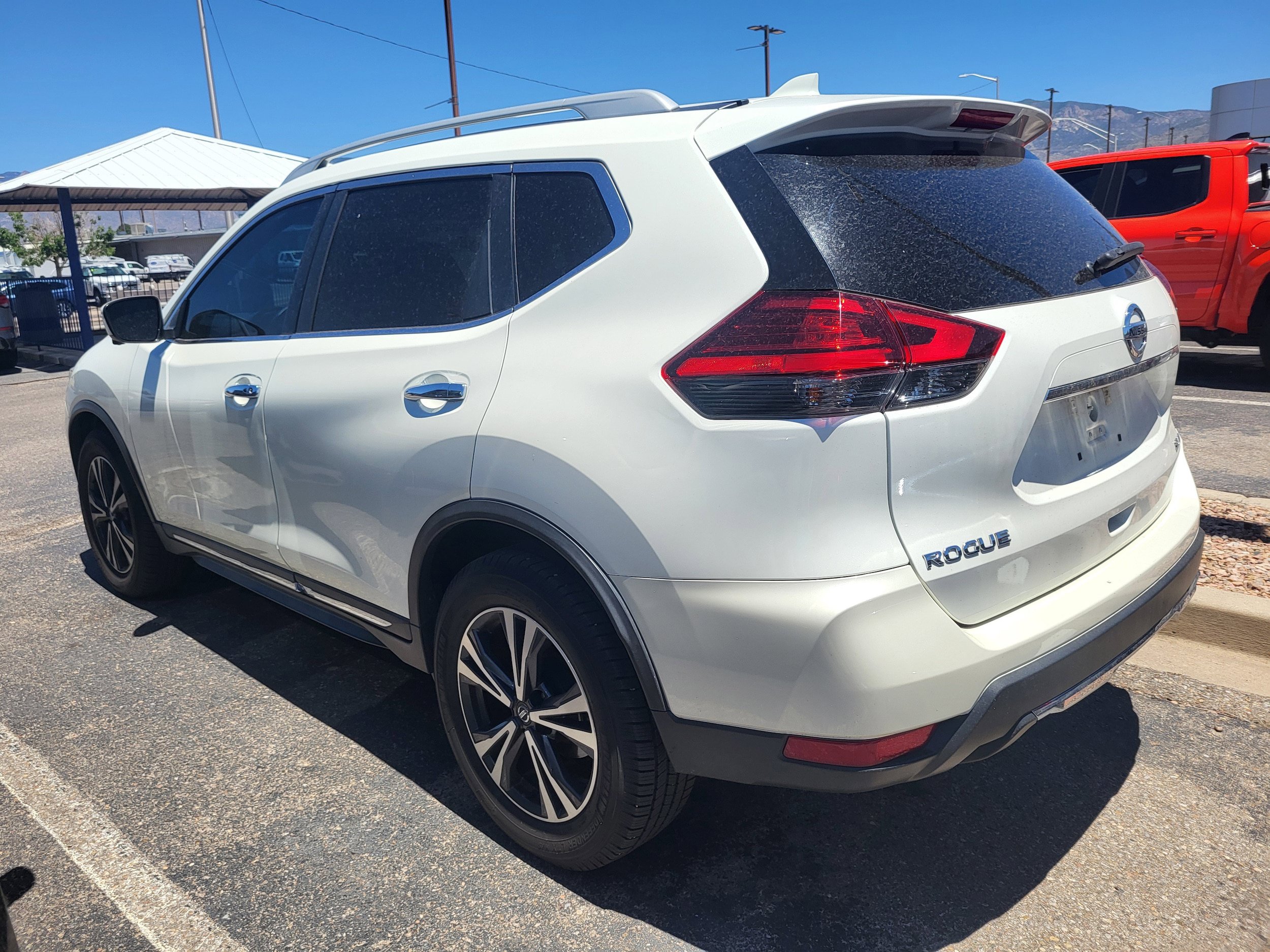 Used 2017 Nissan Rogue SL w/ SL Premium Package AWD/4WD image 21