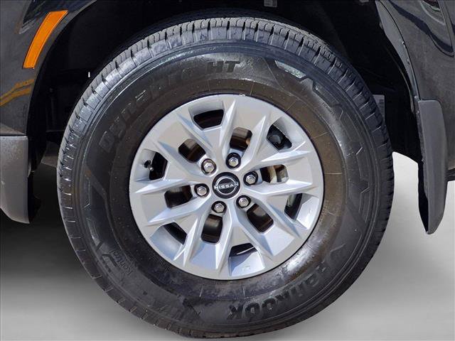 Used 2024 Nissan Frontier SV RWD image 23