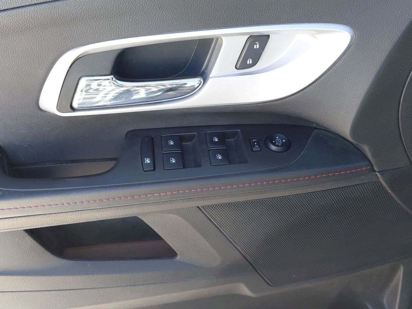 Used 2014 Chevrolet Equinox LT w/ Driver Convenience Package AWD/4WD image 26