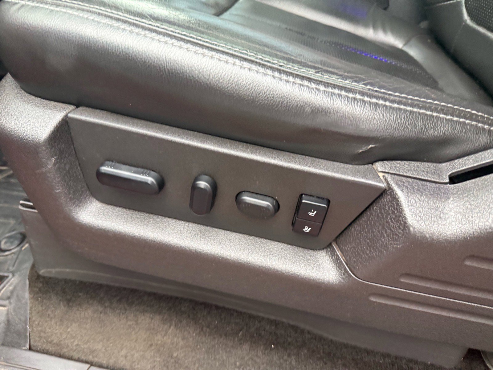 Used 2012 Ford F150 FX4 w/ FX Luxury Pkg AWD/4WD image 15