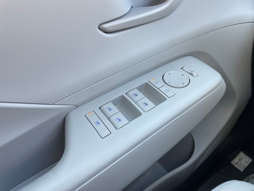 New 2026 Hyundai Kona SEL Sport image 12