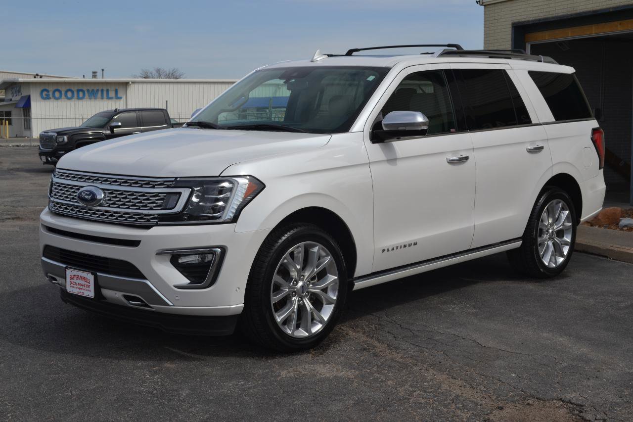 Used 2019 Ford Expedition Platinum image 3