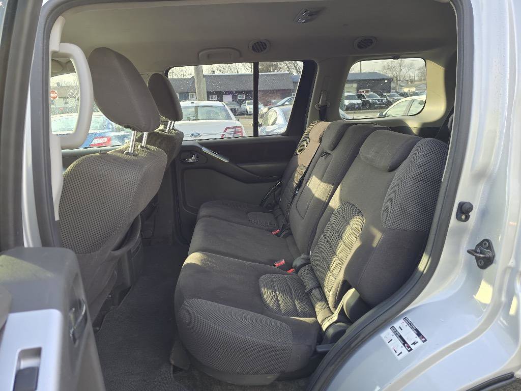 Used 2011 Nissan Pathfinder SV w/ Protection Pkg image 13