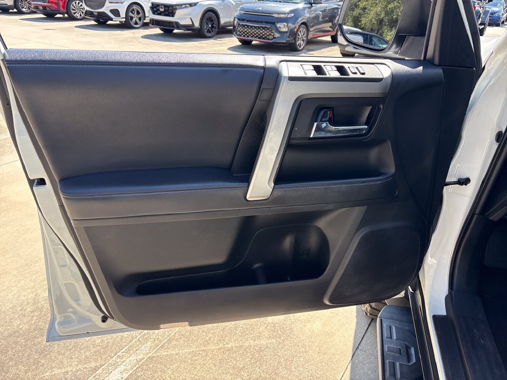 Used 2021 Toyota 4Runner SR5 AWD/4WD image 16