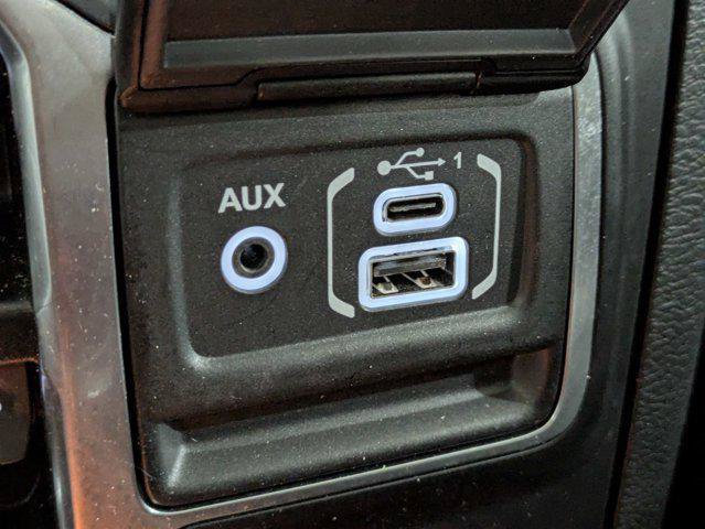 Certified 2022 Jeep Gladiator Sport AWD/4WD image 22