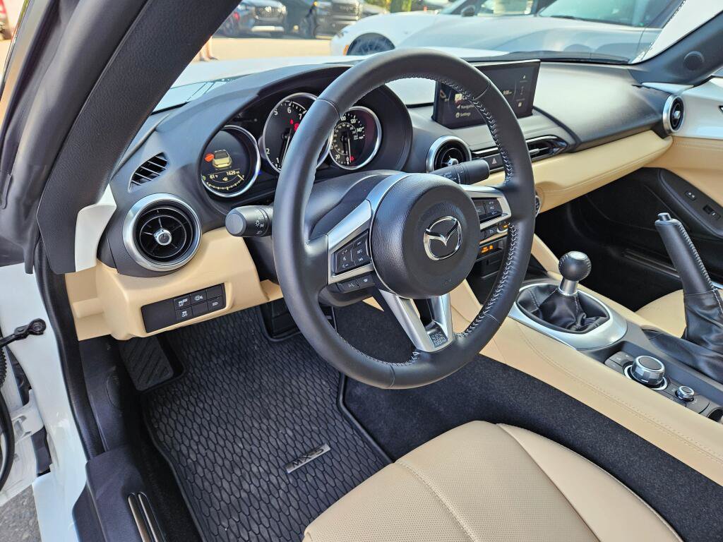 Certified 2026 MAZDA MX-5 Miata Grand Touring w/ Weather Package RWD image 14