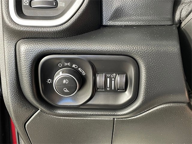 Used 2019 RAM 2500 Laramie image 14