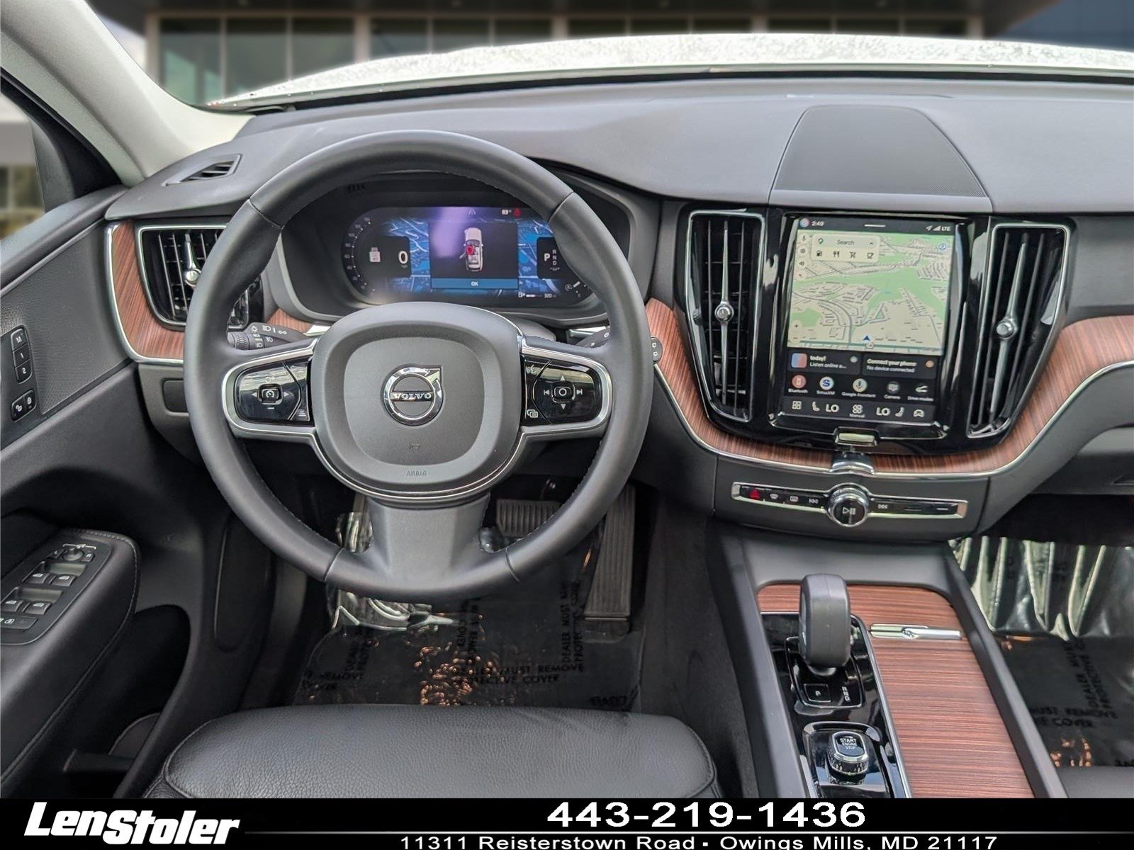 Used 2024 Volvo XC60 B5 Plus w/ Protection Package Premier AWD/4WD image 17