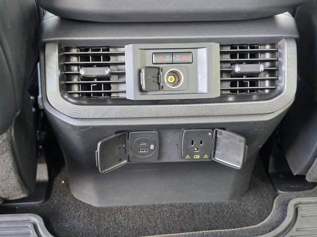 Used 2022 Ford F150 Platinum w/ Equipment Group 701A High AWD/4WD image 18