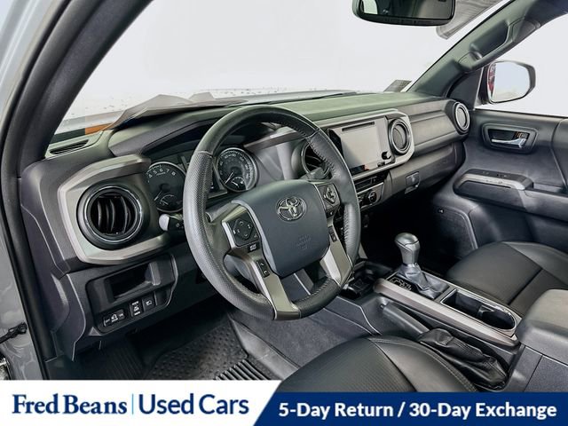Used 2018 Toyota Tacoma Limited image 8
