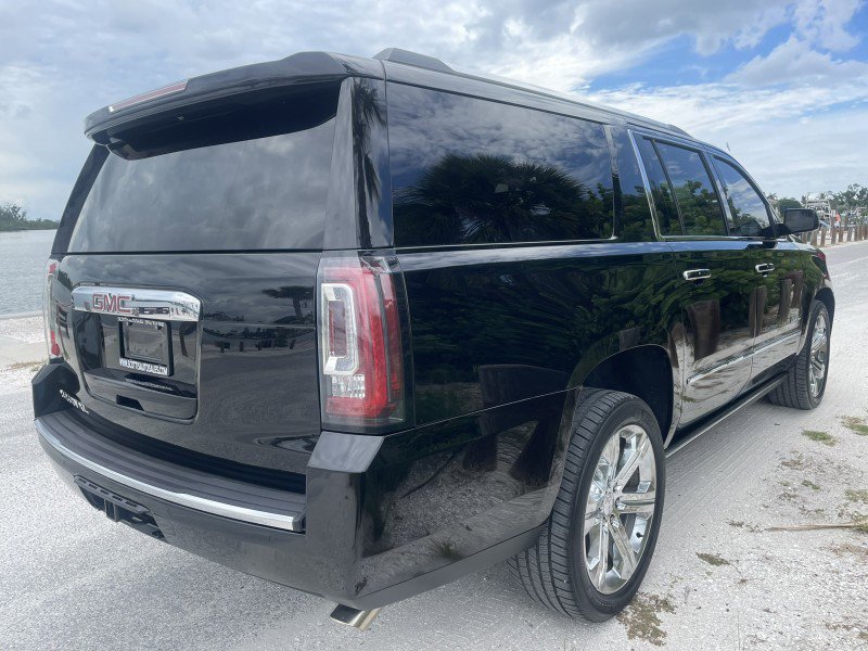 Used 2019 GMC Yukon XL Denali w/ Denali Ultimate Package image 6