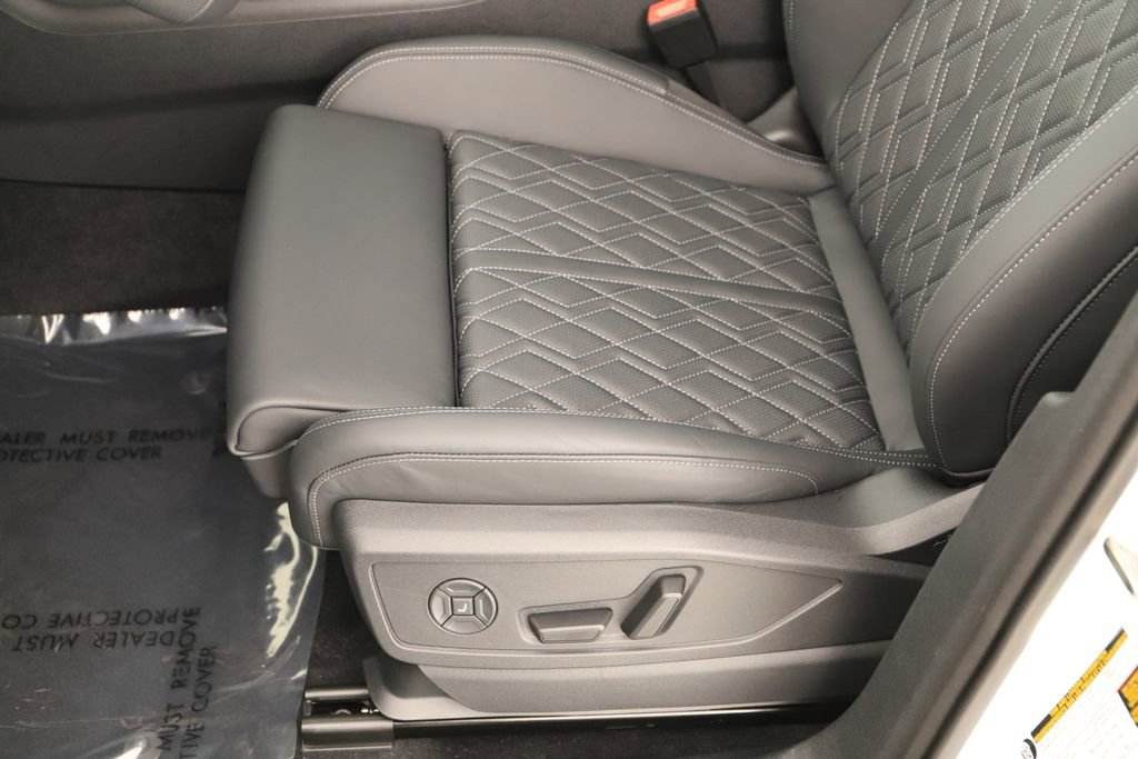 New 2026 Audi SQ5 Premium Plus image 24