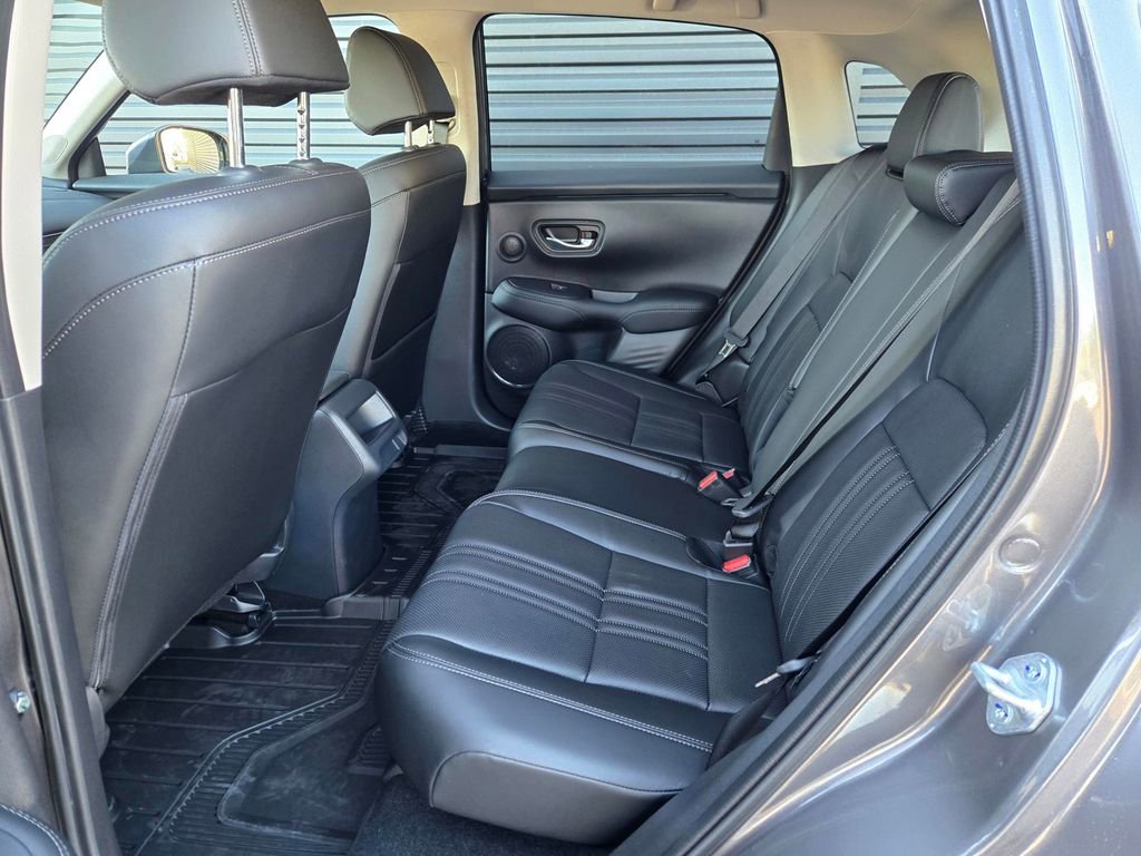 New 2026 Honda HR-V EX-L image 10