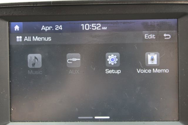 Used 2019 Hyundai Santa Fe SEL FWD image 26