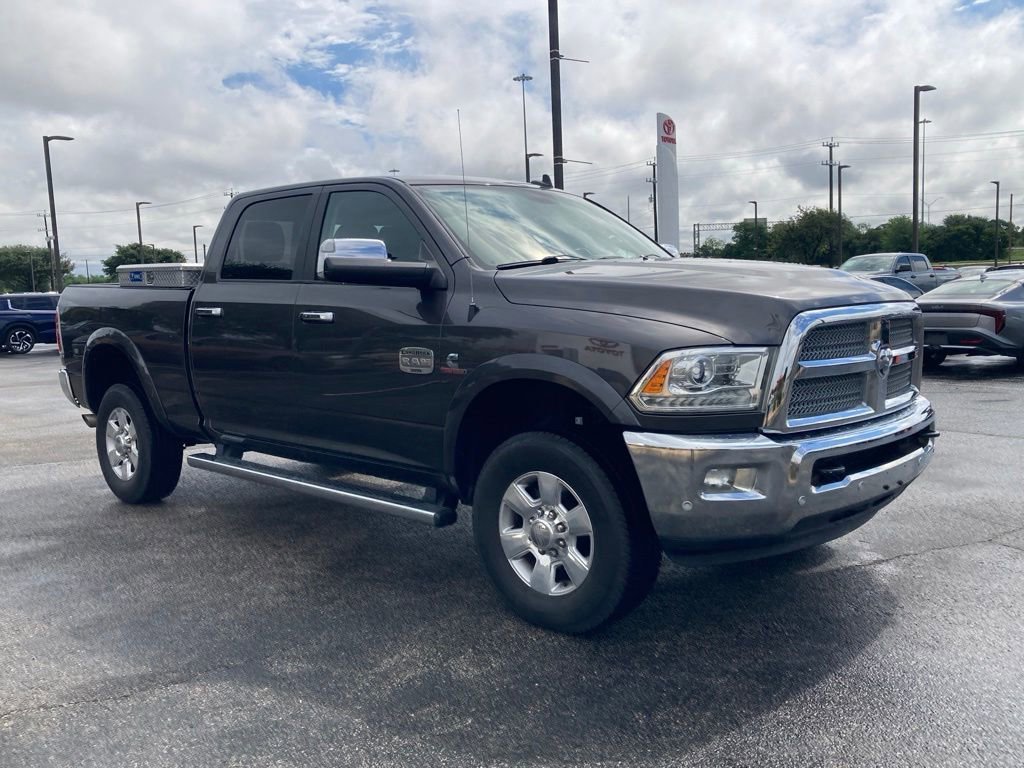 Used 2016 RAM 2500 Longhorn w/ Convenience Group AWD/4WD image 3