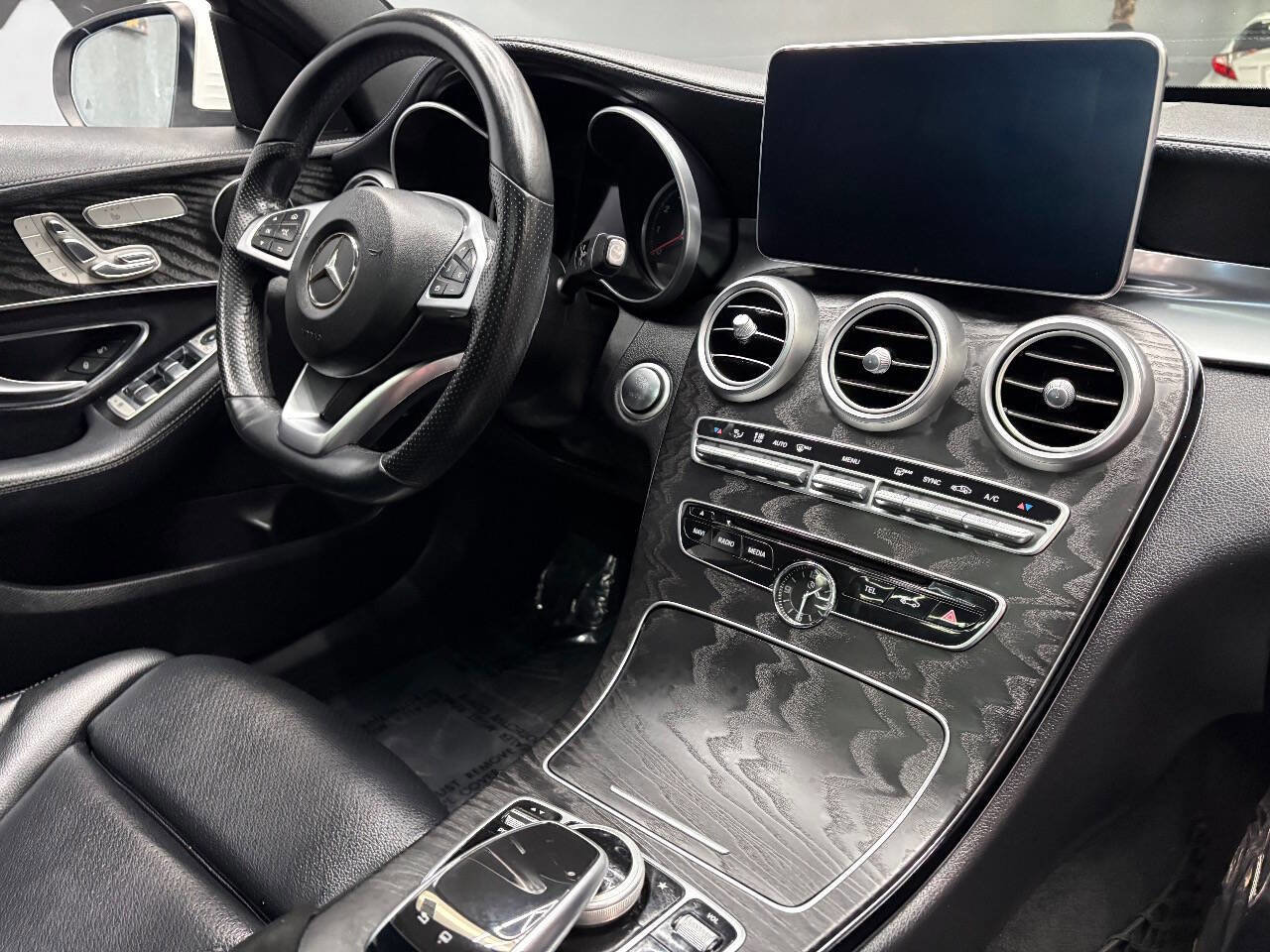 Used 2016 Mercedes-Benz C 300 Luxury image 57