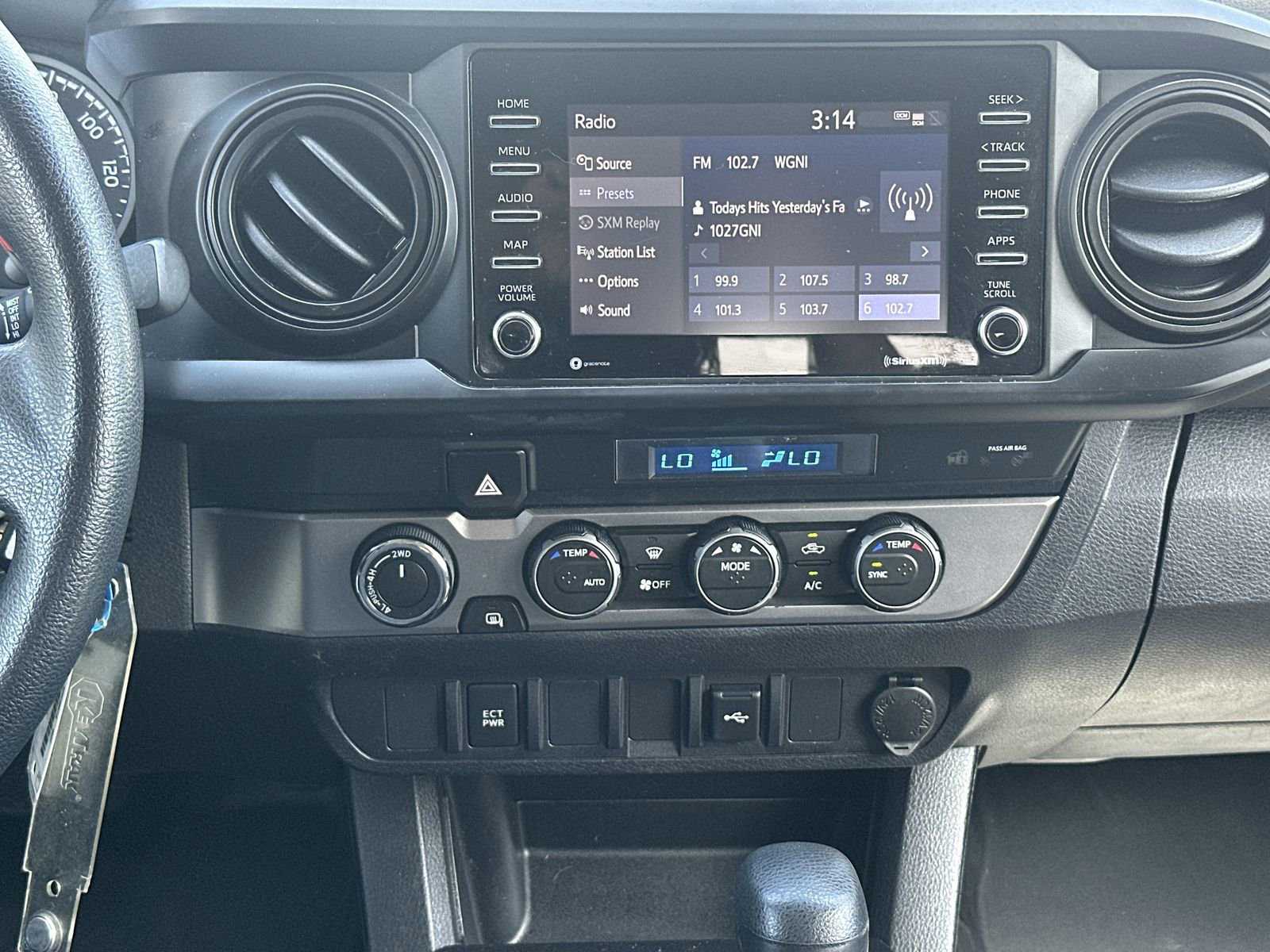 Used 2021 Toyota Tacoma SR AWD/4WD image 25