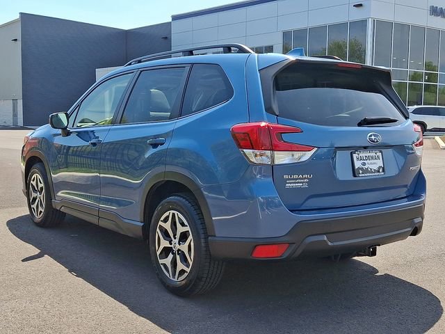 Certified 2022 Subaru Forester Premium AWD/4WD image 5