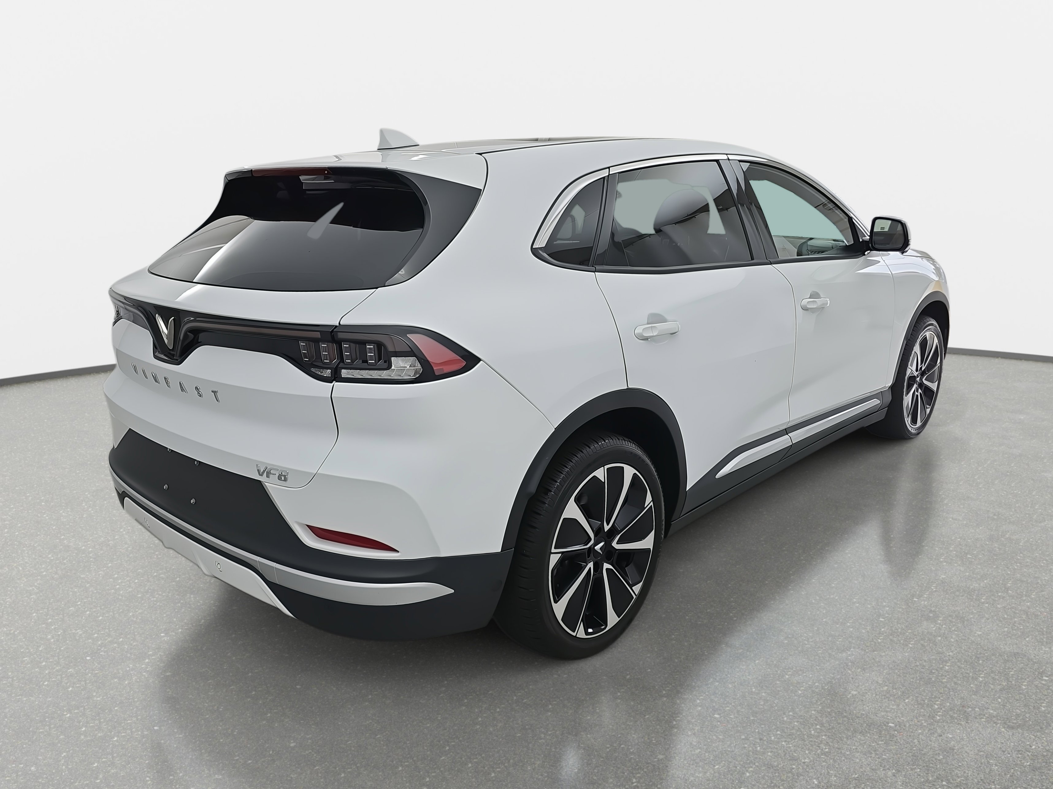 New 2025 VinFast VF 8 Plus image 5