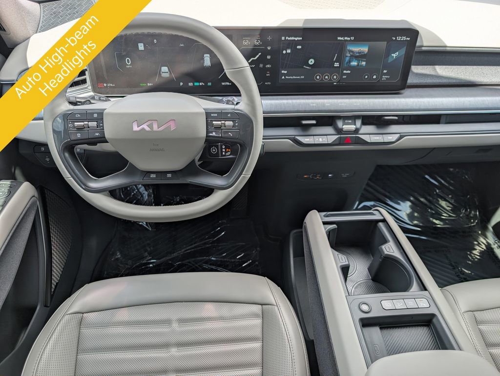 Used 2024 Kia EV9 Land w/ Towing Package AWD/4WD image 22