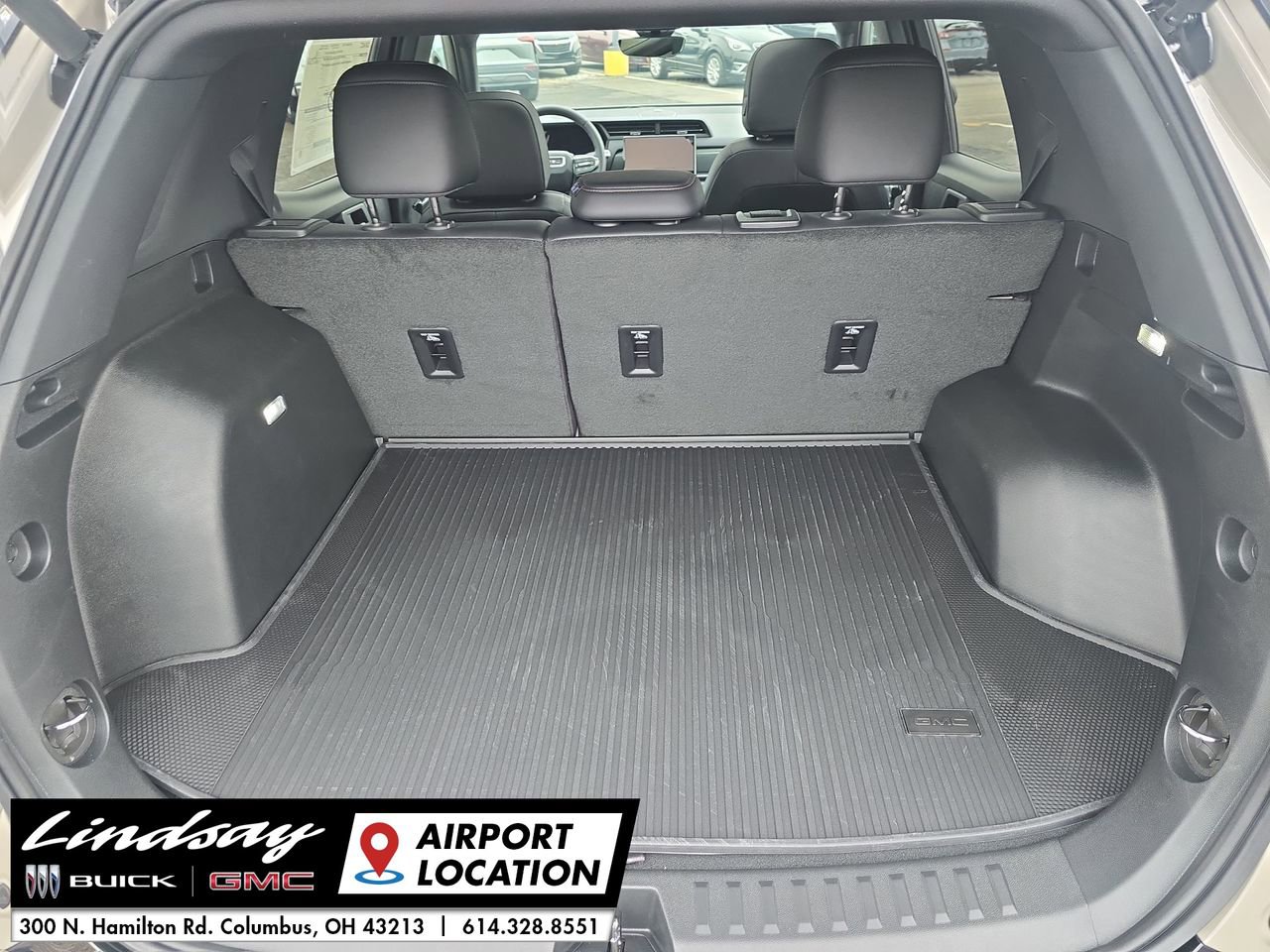 New 2026 GMC Terrain AT4 w/ Convenience Package III image 27