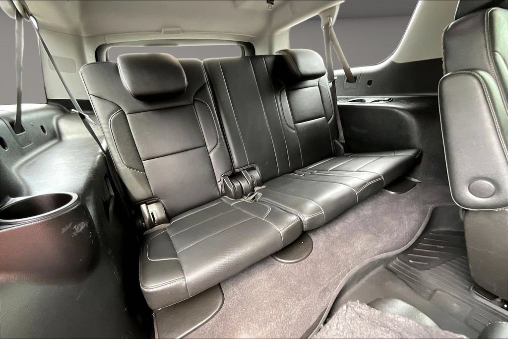 Used 2020 Chevrolet Suburban Premier AWD/4WD image 29