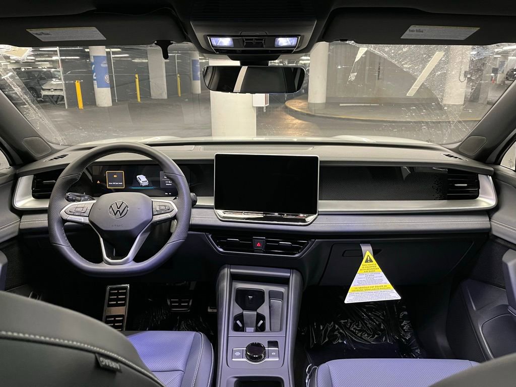 New 2026 Volkswagen Tiguan SE R-Line image 7