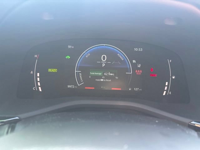 Used 2025 Toyota Camry SE FWD image 9