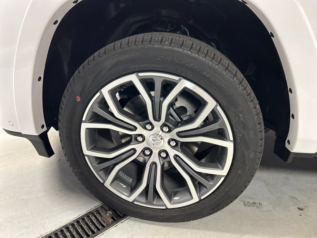 New 2027 RAM 1500 Tungsten AWD/4WD image 9